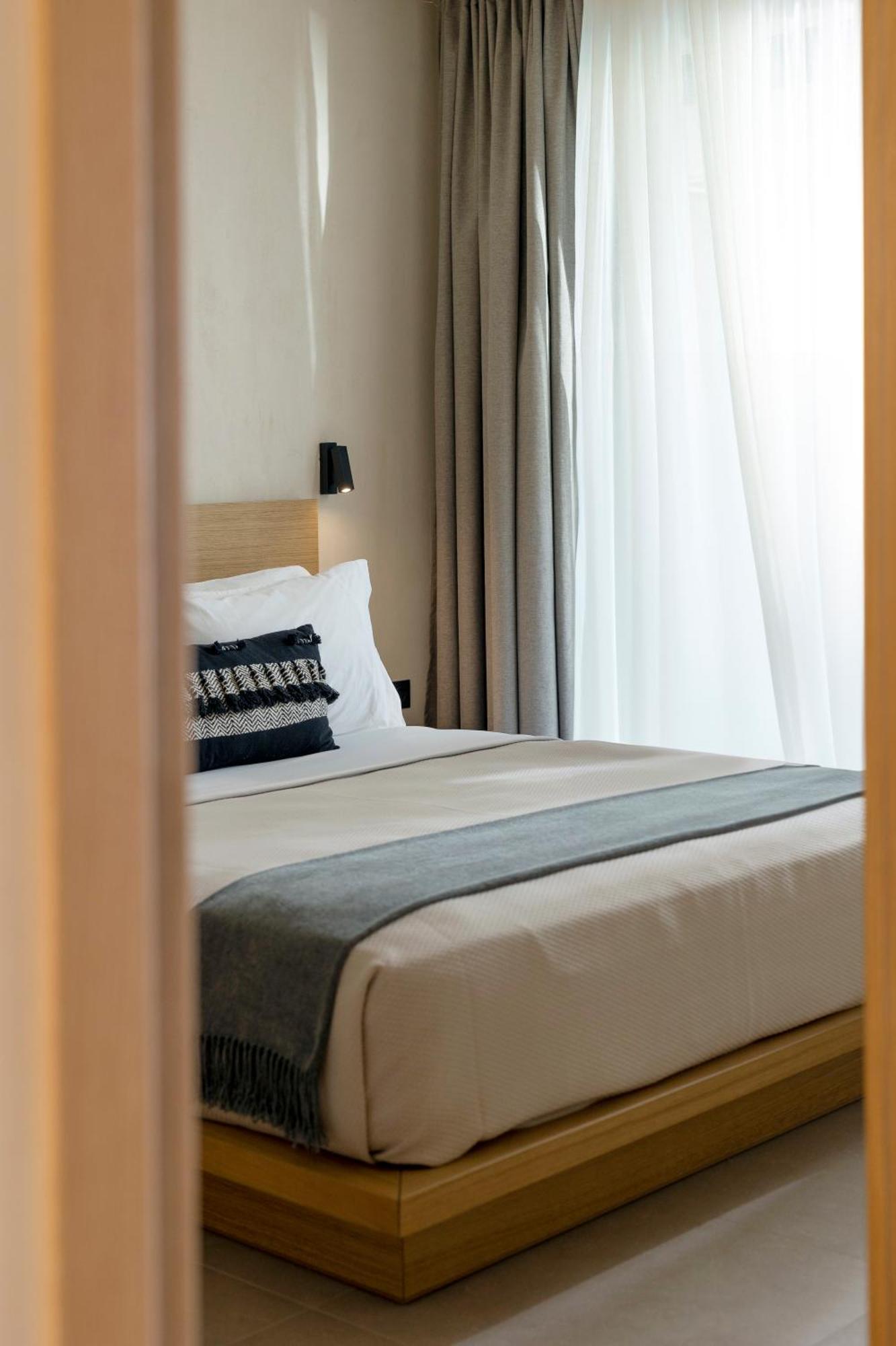 Pnoes Luxury Suites Paliouri Extérieur photo